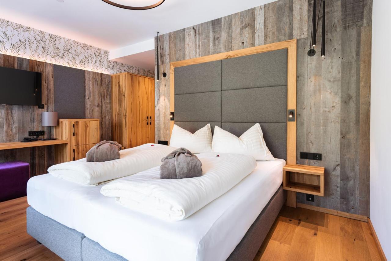 Hotel Lohningerhof 마리아알름암스타이너르넨미어 객실 사진