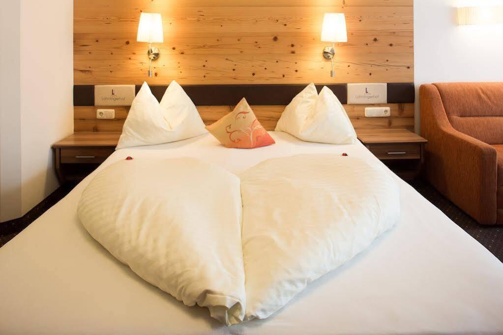 Hotel Lohningerhof 마리아알름암스타이너르넨미어 외부 사진